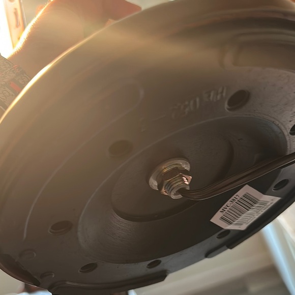 Vintage Style Bronze and Cream Table Lamp - Picture 10 of 11